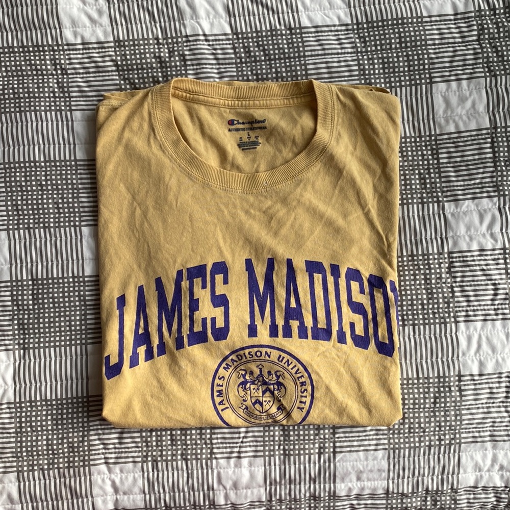 JMU tshirt